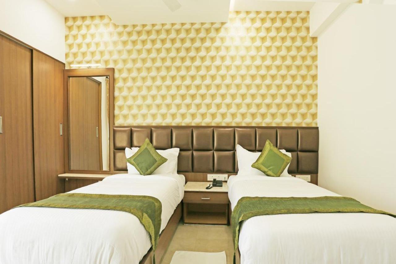 Hotel Treebo Pechis Castle Chennai Esterno foto