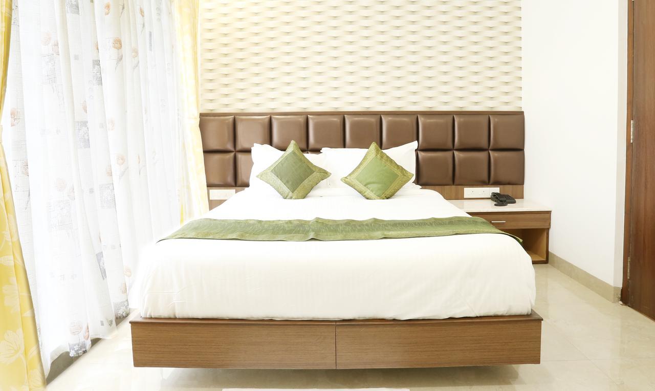 Hotel Treebo Pechis Castle Chennai Esterno foto